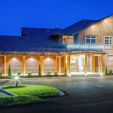 Sproat Lake Landing Resort Great Central Buitenkant foto