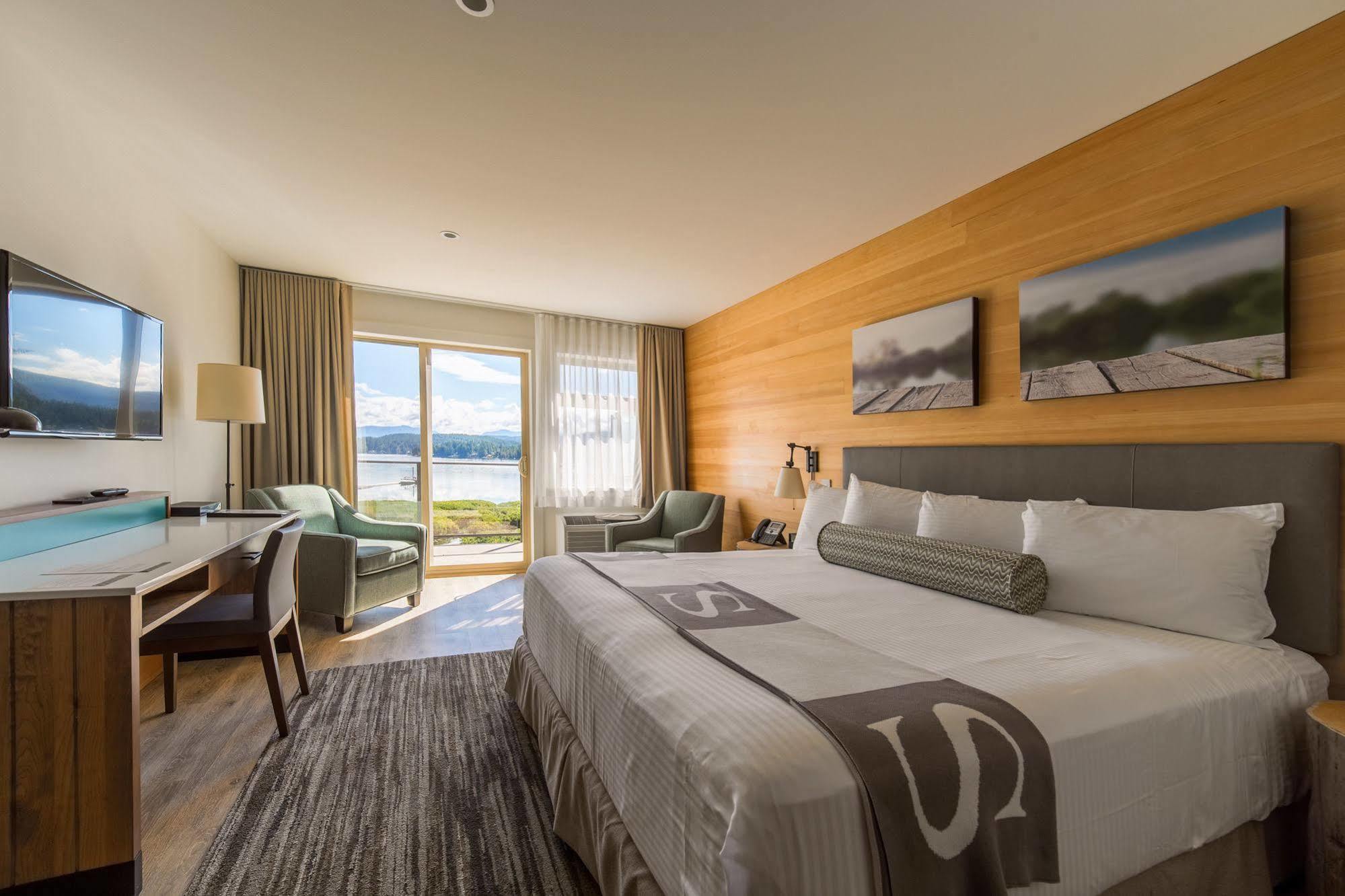 Sproat Lake Landing Resort Great Central Buitenkant foto