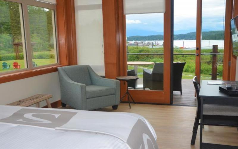Sproat Lake Landing Resort Great Central Buitenkant foto
